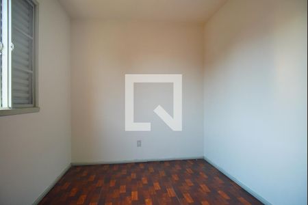 Quarto 1 de apartamento para alugar com 2 quartos, 58m² em Rubem Berta, Porto Alegre