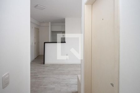 Corredor de apartamento para alugar com 2 quartos, 50m² em Vila Ivone, São Paulo