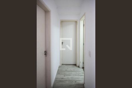 Corredor de apartamento para alugar com 2 quartos, 50m² em Vila Ivone, São Paulo