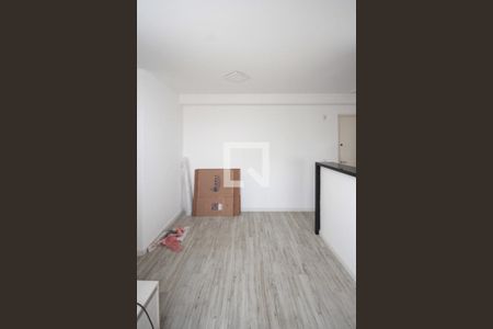 Sala de apartamento para alugar com 2 quartos, 50m² em Vila Ivone, São Paulo