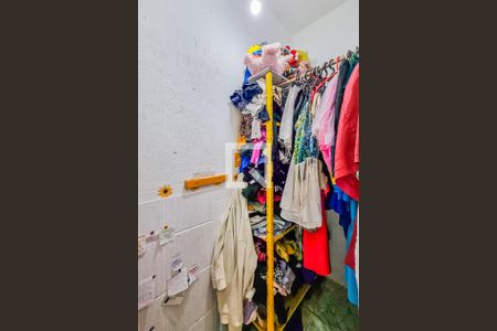 Closet de casa à venda com 2 quartos, 100m² em Candelária, Belo Horizonte