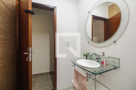 Lavabo  de casa à venda com 3 quartos, 250m² em Vila Esperança, São Paulo