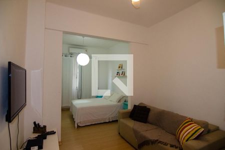 Sala de kitnet/studio à venda com 1 quarto, 40m² em Copacabana, Rio de Janeiro