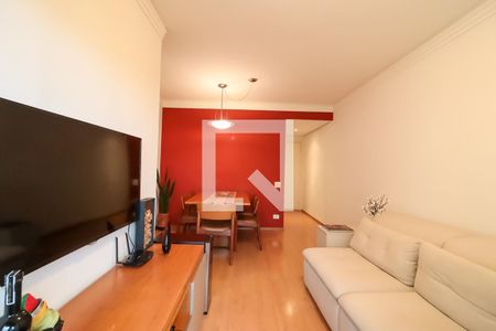 Sala de apartamento para alugar com 3 quartos, 80m² em Vila Suzana, São Paulo