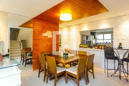 Sala/Cozinha de casa de condomínio à venda com 6 quartos, 320m² em Recreio dos Bandeirantes, Rio de Janeiro