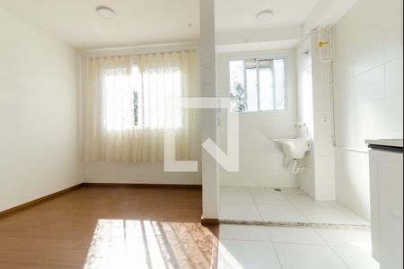 Sala/Cozinha de apartamento para alugar com 2 quartos, 41m² em Jardim Esmeralda, São Paulo