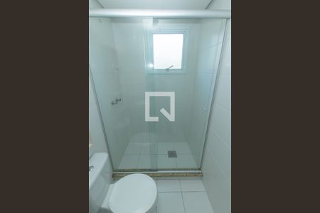 Banheiro da Suíte de apartamento para alugar com 2 quartos, 62m² em Jardim Carvalho, Porto Alegre