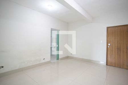 Suíte 1 de casa para alugar com 3 quartos, 240m² em Jardim Santa Brigida, Carapicuíba