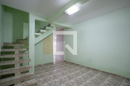 Sala de casa para alugar com 3 quartos, 240m² em Jardim Santa Brigida, Carapicuíba