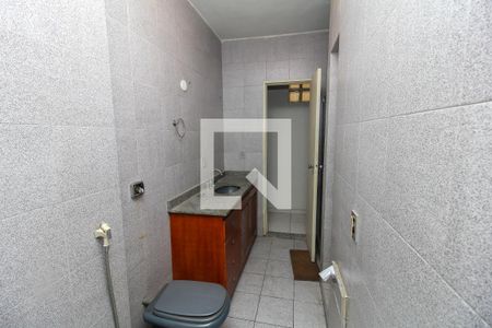 Apartamento à venda com 360m², 4 quartos e 1 vaga Apartamento à venda com 360m², 4 quartos e 1 vagaBanheiro Social 2