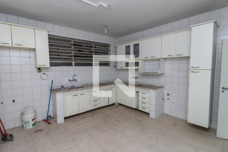 Apartamento à venda com 360m², 4 quartos e 1 vaga Apartamento à venda com 360m², 4 quartos e 1 vagaCozinha - Armários