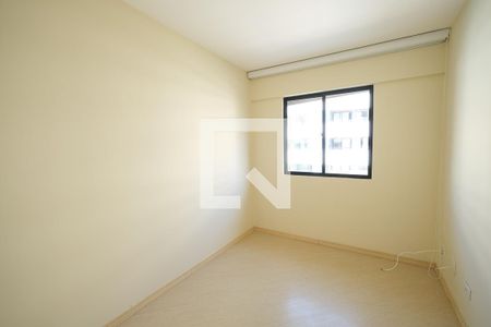 Quarto 1 de apartamento para alugar com 3 quartos, 79m² em Portão, Curitiba