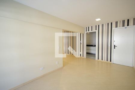 Sala de apartamento para alugar com 3 quartos, 79m² em Portão, Curitiba