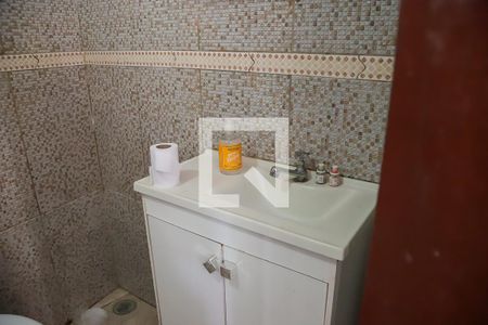 Banheiro de casa para alugar com 1 quarto, 28m² em Vila Deodoro, São Paulo