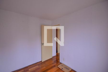 Quarto 2 de apartamento para alugar com 2 quartos, 57m² em Vila Vermelha, São Paulo