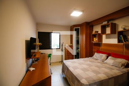 Quarto Suíte de casa à venda com 4 quartos, 420m² em Jardim Textil, São Paulo