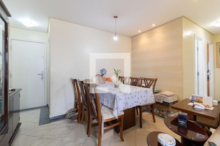 Sala de apartamento à venda com 3 quartos, 73m² em Vila Gumercindo, São Paulo