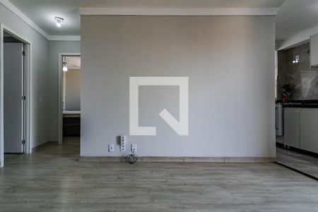 Sala de apartamento para alugar com 2 quartos, 47m² em Conjunto Habitacional Brás Cubas, Mogi das Cruzes