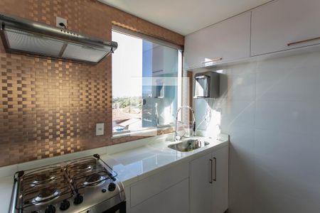 Cozinha de apartamento para alugar com 2 quartos, 96m² em São João Batista, Belo Horizonte