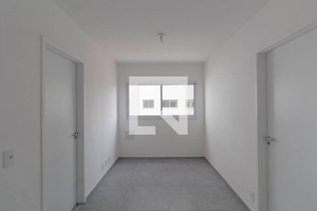 Sala de apartamento para alugar com 2 quartos, 37m² em Vila Pierina, São Paulo