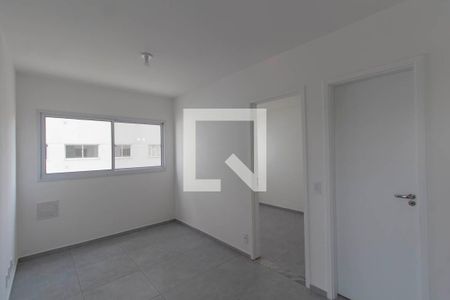 Sala de apartamento para alugar com 2 quartos, 37m² em Vila Pierina, São Paulo