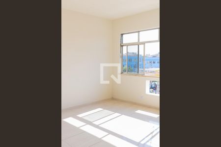 Sala/Quarto de apartamento para alugar com 1 quarto, 32m² em Pilares, Rio de Janeiro