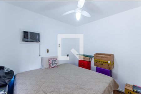 Suíte de apartamento para alugar com 3 quartos, 130m² em Pompéia, Santos