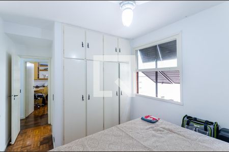 Suíte de apartamento para alugar com 3 quartos, 130m² em Pompéia, Santos