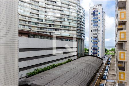 Vista de apartamento para alugar com 3 quartos, 130m² em Pompéia, Santos