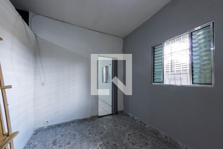 Quarto 1 de casa para alugar com 2 quartos, 54m² em Vila Alpina, São Paulo