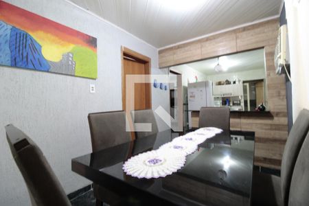 Sala de casa à venda com 3 quartos, 150m² em Guajuviras, Canoas