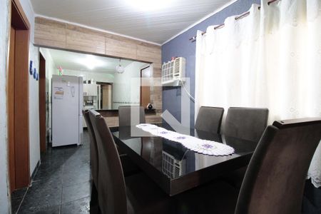 Sala de casa à venda com 3 quartos, 150m² em Guajuviras, Canoas