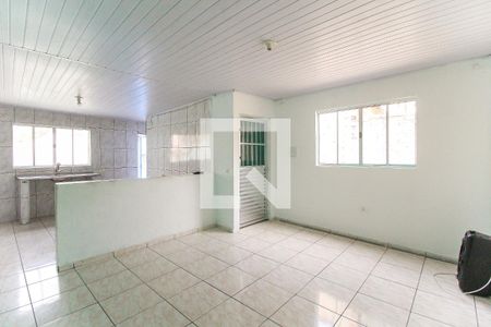 Sala de casa para alugar com 2 quartos, 100m² em Parada Xv de Novembro, São Paulo