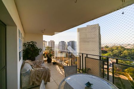Apartamento para alugar com 320m², 3 quartos e 5 vagas Apartamento para alugar com 320m², 3 quartos e 5 vagasVaranda da Sala