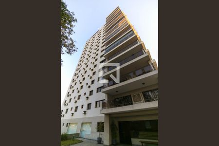 Apartamento para alugar com 320m², 3 quartos e 5 vagas Apartamento para alugar com 320m², 3 quartos e 5 vagasFachada