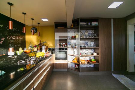 Apartamento para alugar com 320m², 3 quartos e 5 vagas Apartamento para alugar com 320m², 3 quartos e 5 vagasCozinha