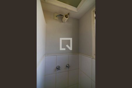 Apartamento para alugar com 320m², 3 quartos e 5 vagas Apartamento para alugar com 320m², 3 quartos e 5 vagasBanheiro da Suíte 2