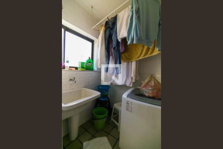 Apartamento para alugar com 320m², 3 quartos e 5 vagas Apartamento para alugar com 320m², 3 quartos e 5 vagasÁrea de Serviço