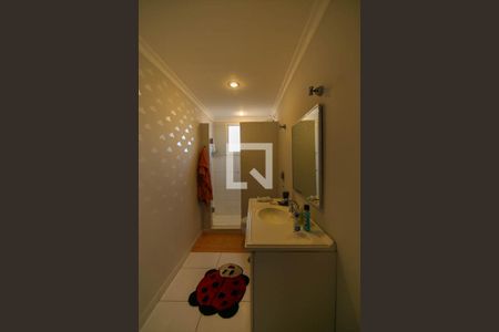 Apartamento para alugar com 320m², 3 quartos e 5 vagas Apartamento para alugar com 320m², 3 quartos e 5 vagasBanheiro da Suíte 1