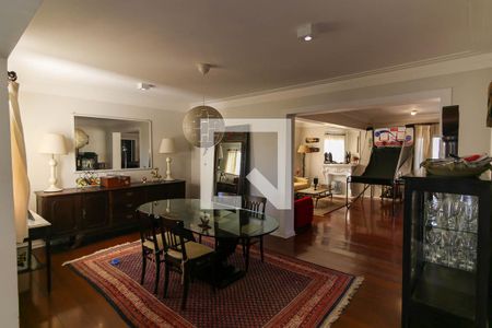 Apartamento para alugar com 320m², 3 quartos e 5 vagas Apartamento para alugar com 320m², 3 quartos e 5 vagasSala de Jantar