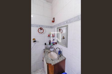 Casa à venda com 432m², 4 quartos e 8 vagas Casa à venda com 432m², 4 quartos e 8 vagasBanheiro da Suíte 3