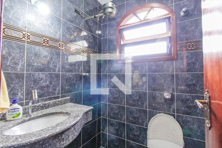 Casa à venda com 432m², 4 quartos e 8 vagas Casa à venda com 432m², 4 quartos e 8 vagasBanheiro