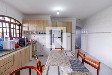 Casa à venda com 432m², 4 quartos e 8 vagas Casa à venda com 432m², 4 quartos e 8 vagasCozinha