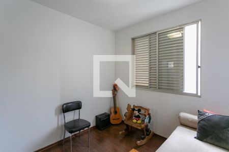 Quarto 2 de apartamento à venda com 4 quartos, 250m² em Santo Antônio, Belo Horizonte