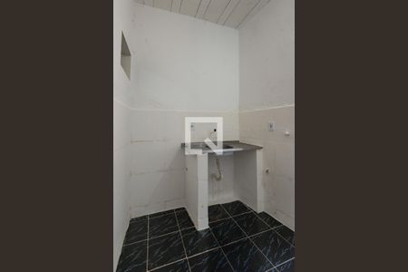 Cozinha de kitnet/studio para alugar com 1 quarto, 25m² em Gardênia Azul, Rio de Janeiro