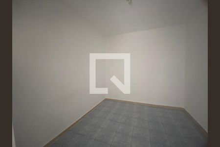 Quarto de kitnet/studio para alugar com 1 quarto, 25m² em Gardênia Azul, Rio de Janeiro