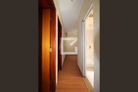 Corredor de apartamento à venda com 2 quartos, 53m² em Taquaral, Campinas