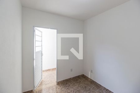 Quarto de casa para alugar com 1 quarto, 28m² em Vila do Conde, Barueri