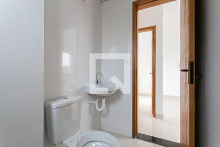 Apartamento à venda com 44m², 2 quartos e sem vaga Apartamento à venda com 44m², 2 quartos e sem vagaBanheiro