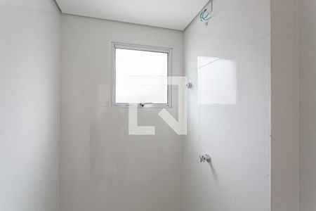 Apartamento à venda com 44m², 2 quartos e sem vaga Apartamento à venda com 44m², 2 quartos e sem vagaBanheiro